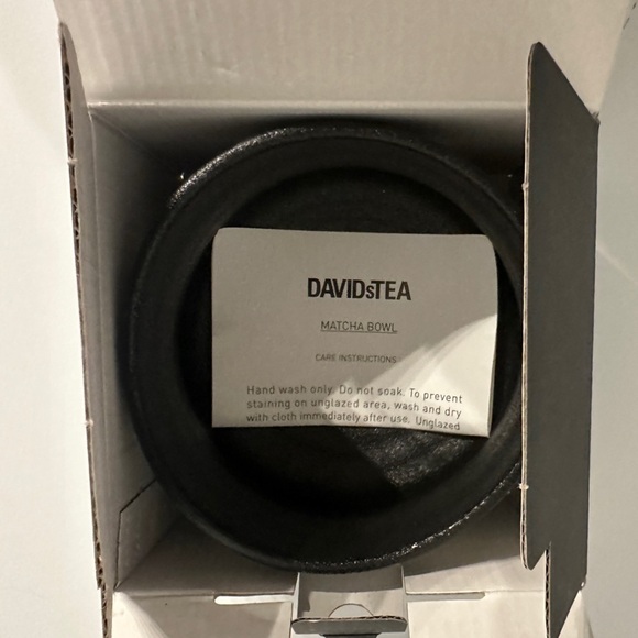 Nib Davids tea matcha bowl. Black and white 18 oz, 532 ml - Picture 4 of 5